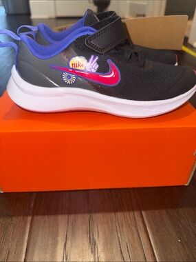 Nike Kids Star Runners 3 Sneakers with Pink Swoosh and Purple Lining 13